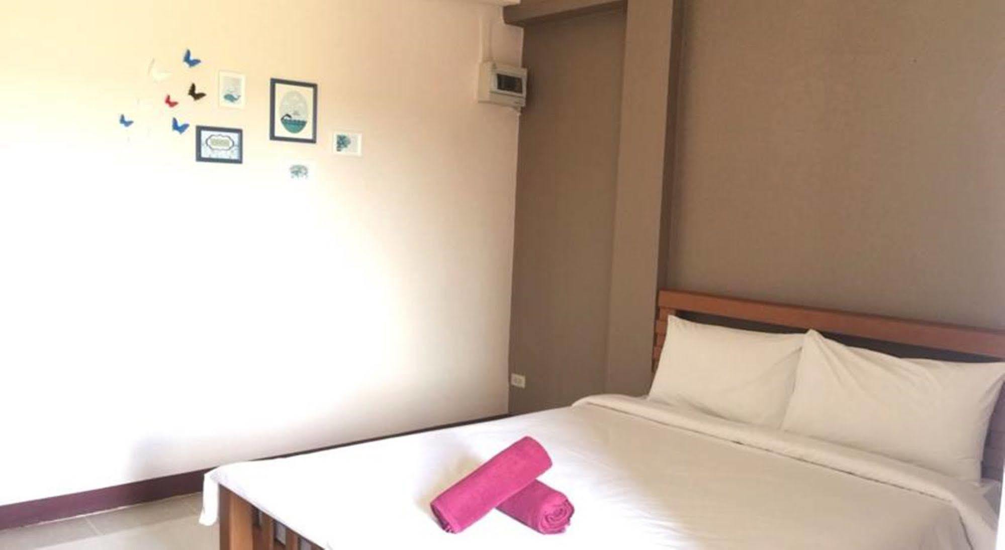 Bed and Breakfast Nt House Chiang Rai Esterno foto